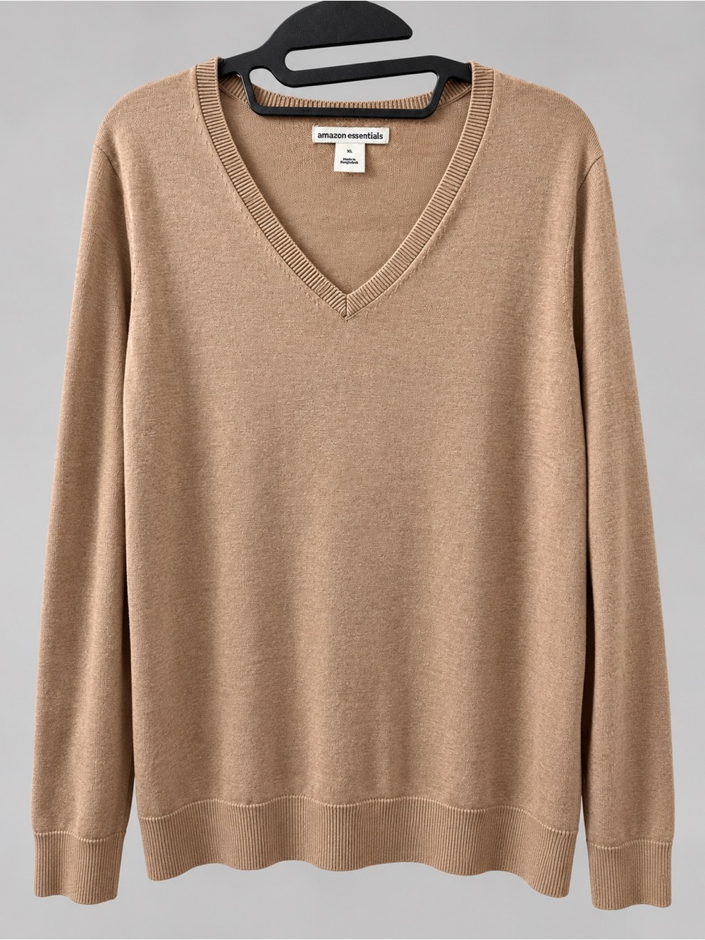 Amazon Essentials Women’s XL Camel Tan V-Neck Sweater